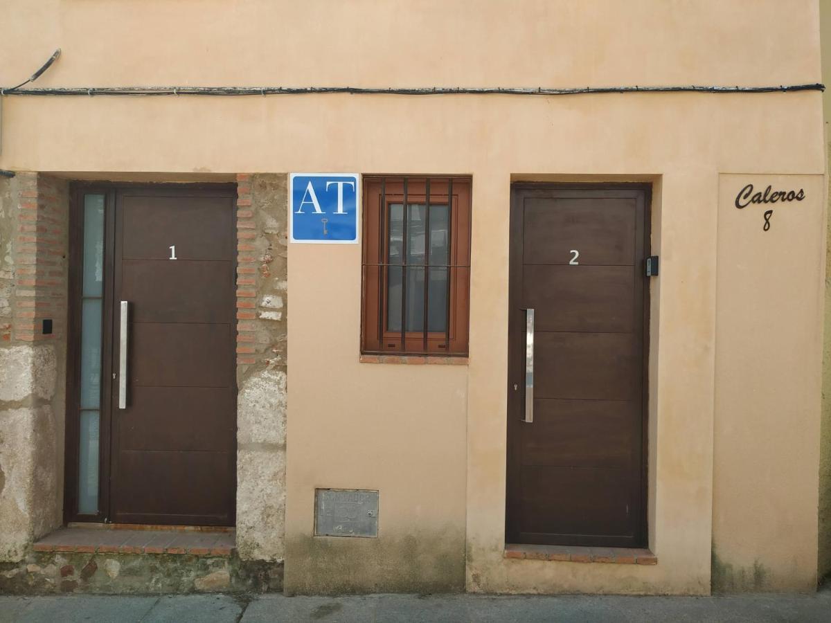 Caleros 8 Estudio - Apartamentos De La Parte Antigua De Caces Zewnętrze zdjęcie